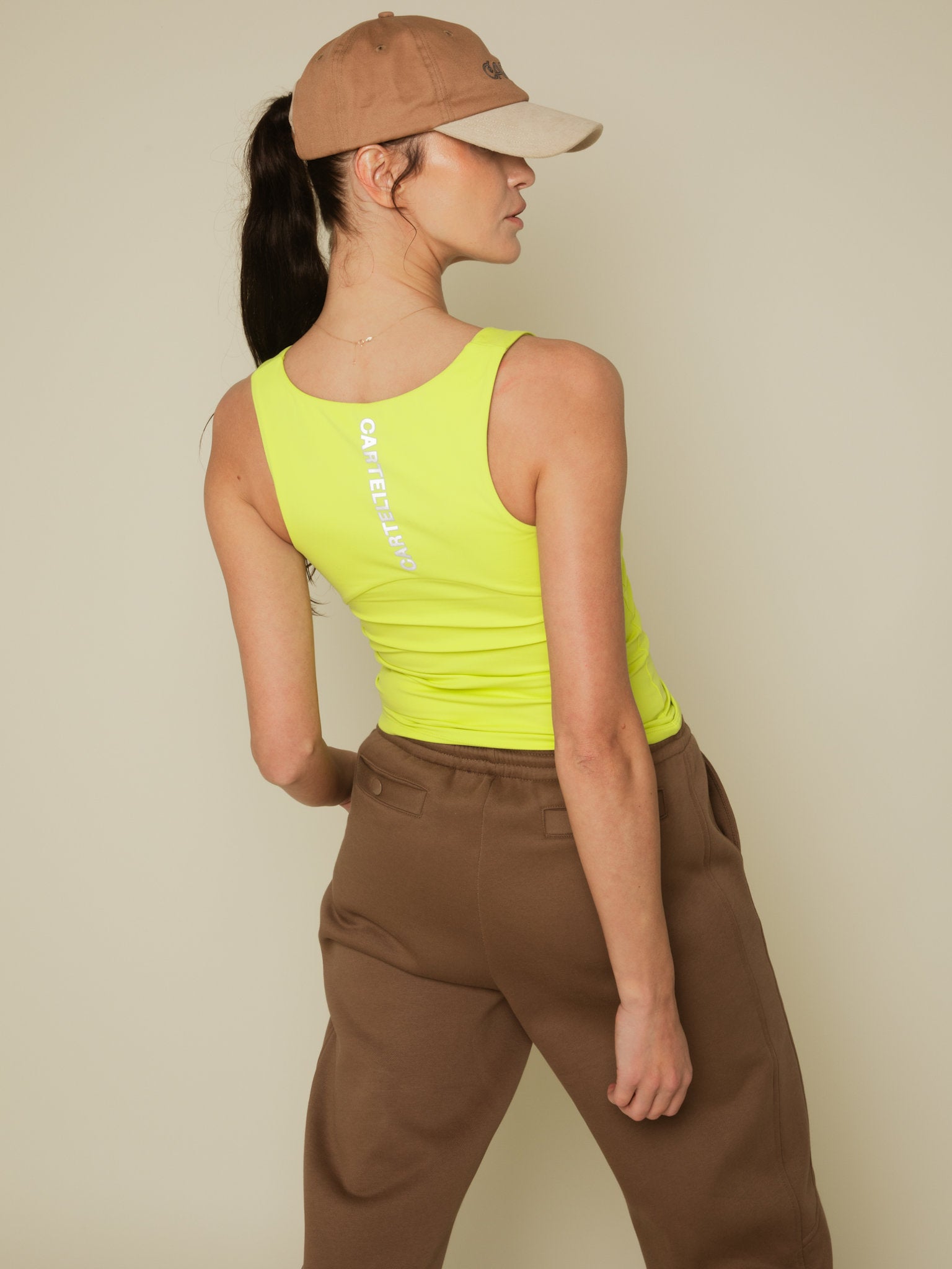 Essence broderet cap - Hazel