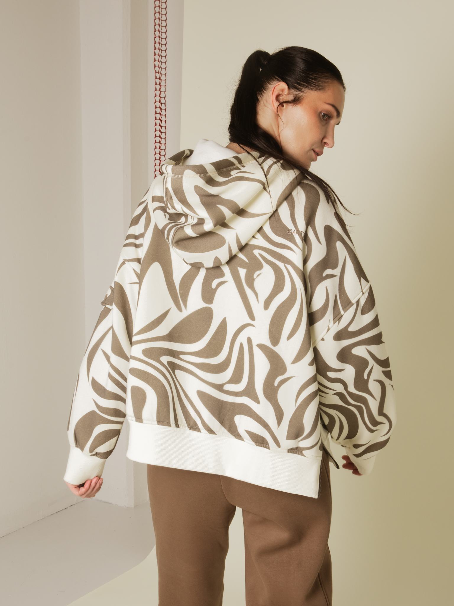 Roam sweatshirt zip hooded jacket - Zebra Hazel