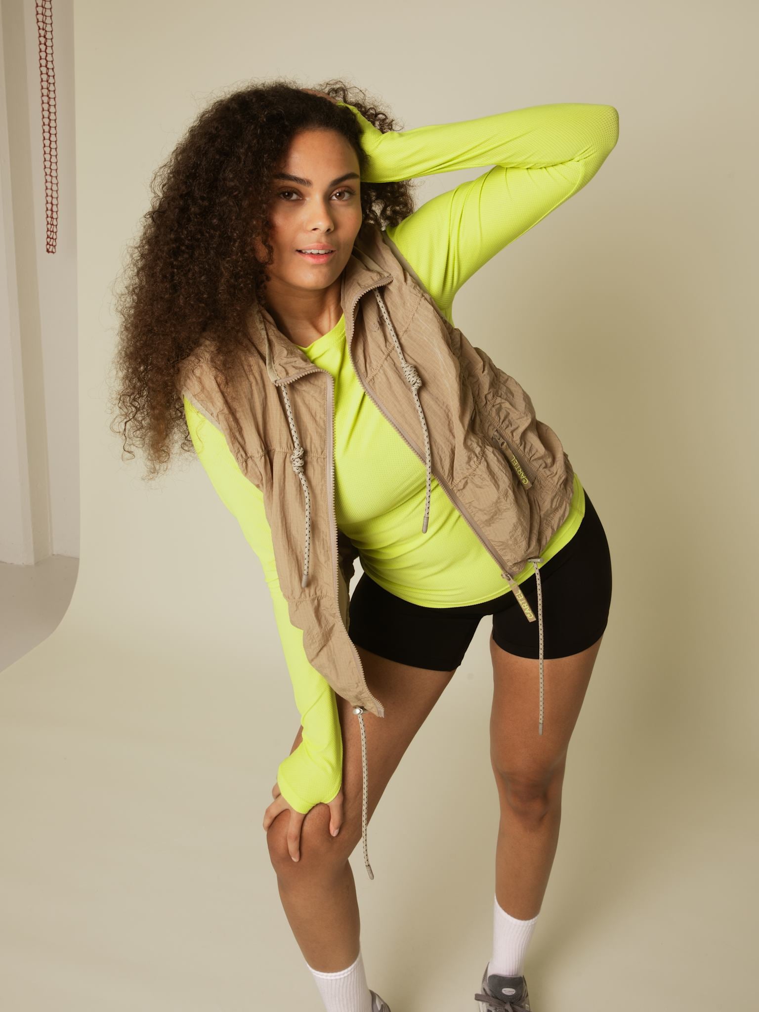 Trail parachute zip vest - Sand