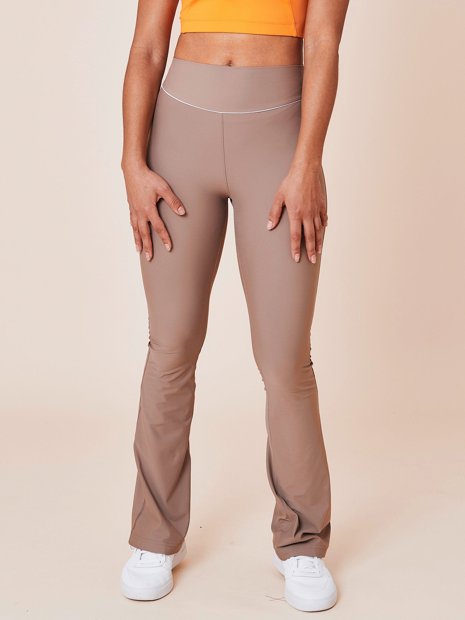 Peak Flare Leggings - Hazel