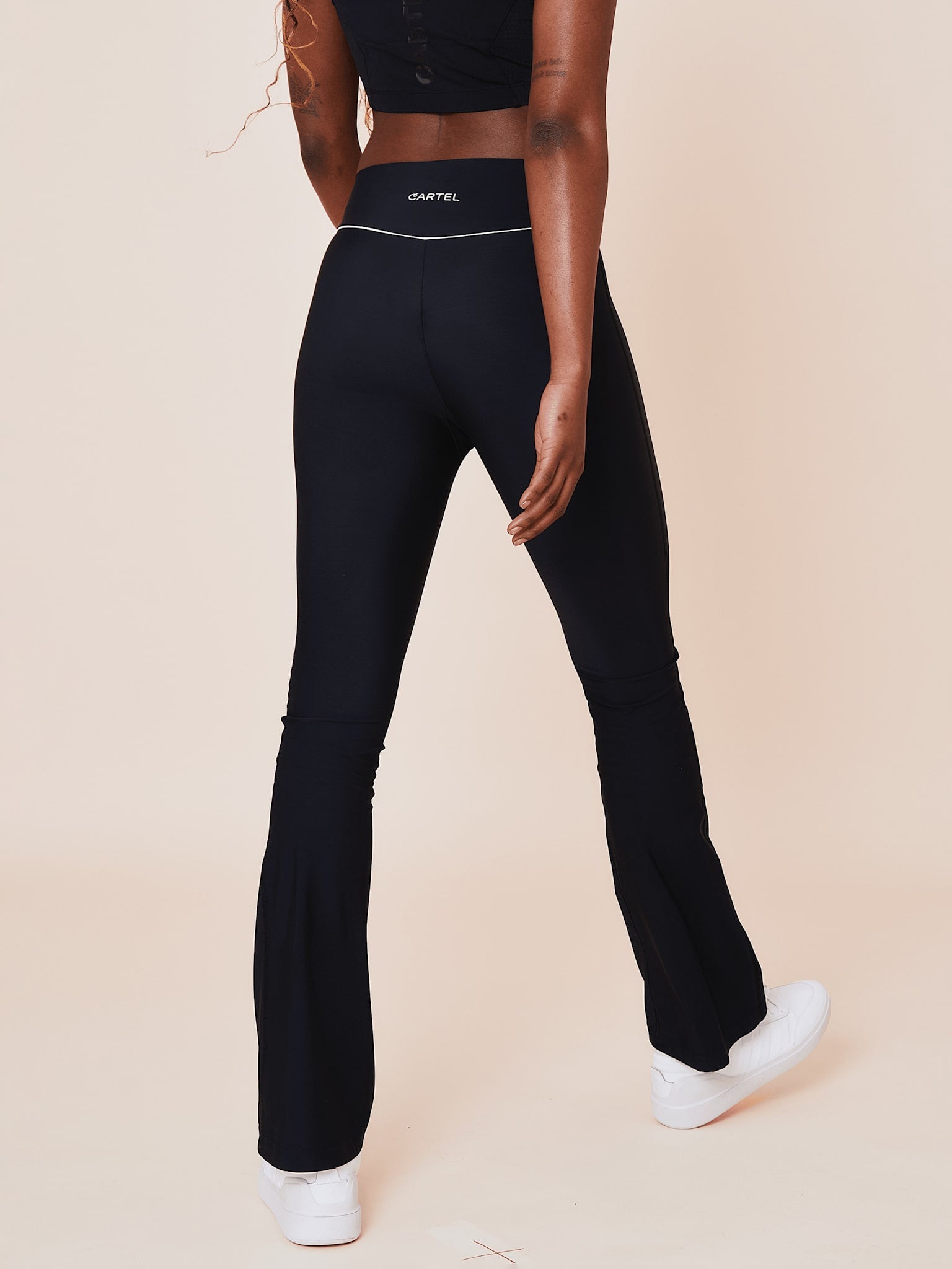 Peak Flare Leggings - Nero