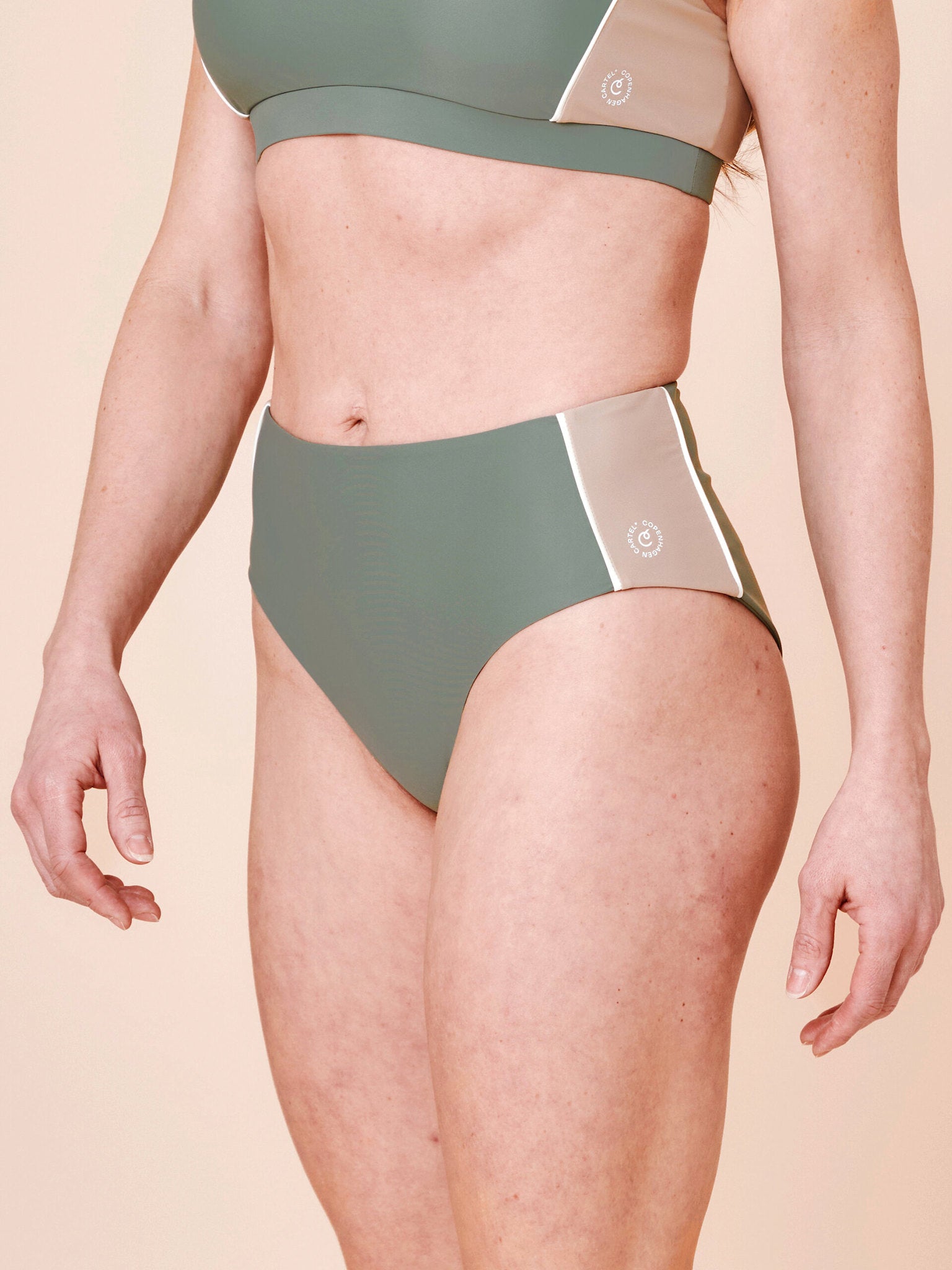 Ubud Colorblock high-waisted bikini bottom - Army/Sand
