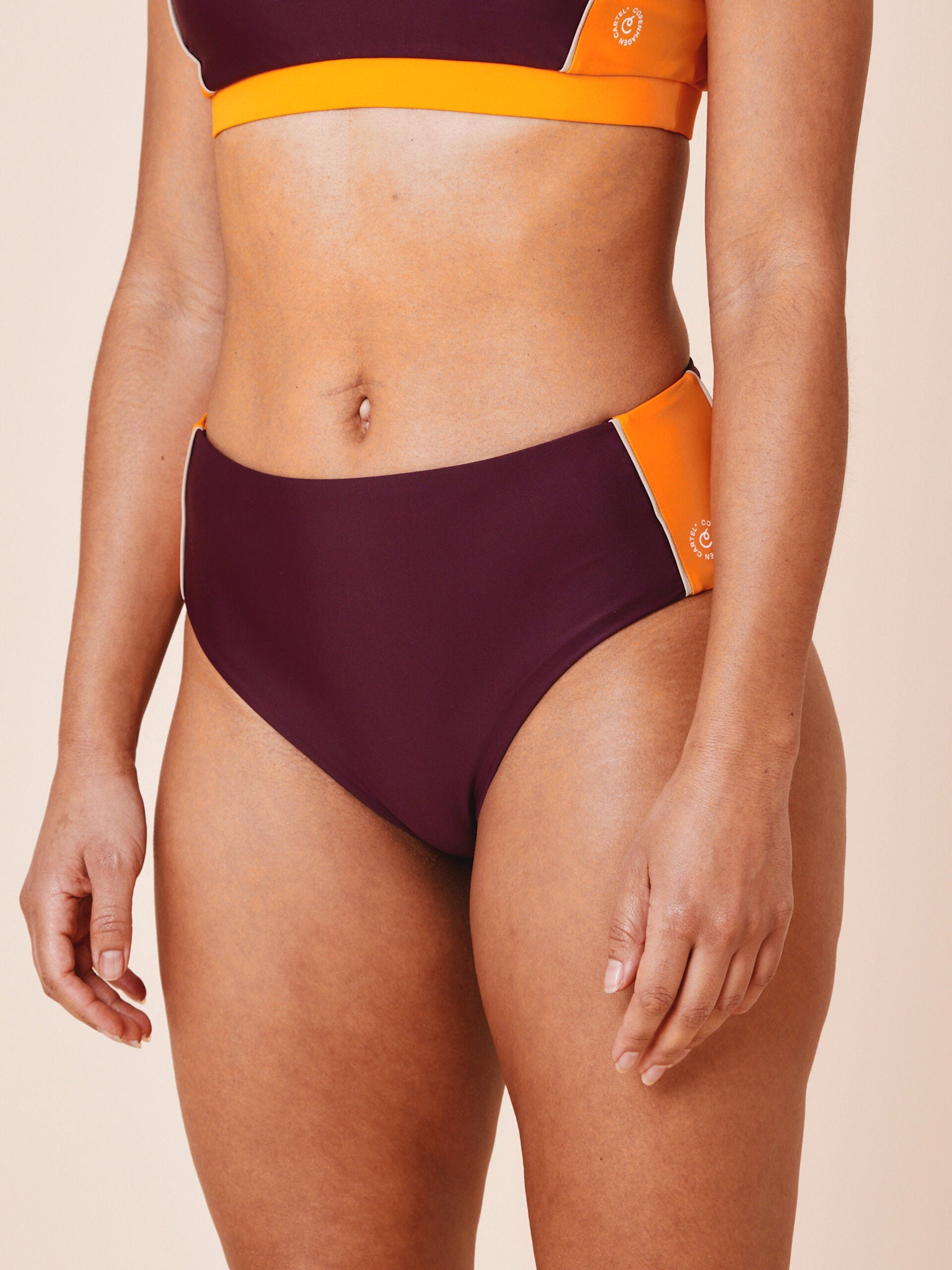 Ubud Colorblock højtaljet bikini underdel - Deep/Flame